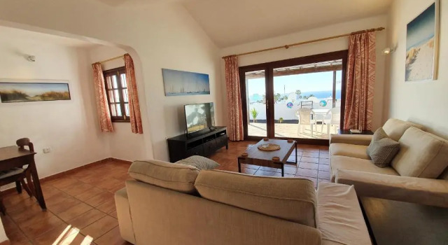 Вилла 2 bedroom villa The Bungalow with private heated pool