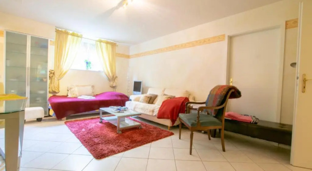 Апартаменты Tolstov Aparments - 1 und 2 Zimmer Wohnungen - 20 Min Messe DUS