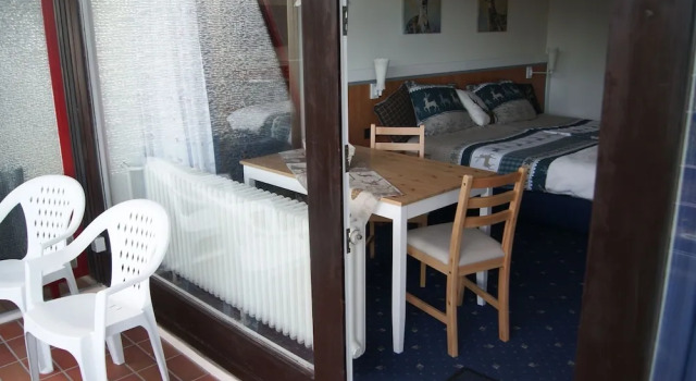 Small Apartment in Hahnenklee With Balcony and use of Sauna and Swimming Pool, Book Lejlighed Hoteller i Goslar med pool, Swimmingpool