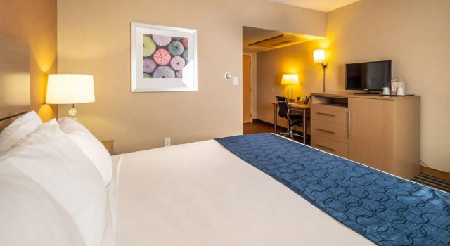 Atlantic Sands Hotel & Conference Center, Забронировать Отель Отели в центре Рехобот-Бич с завтраком, отели в центре Рехобот-Бич с завтраком