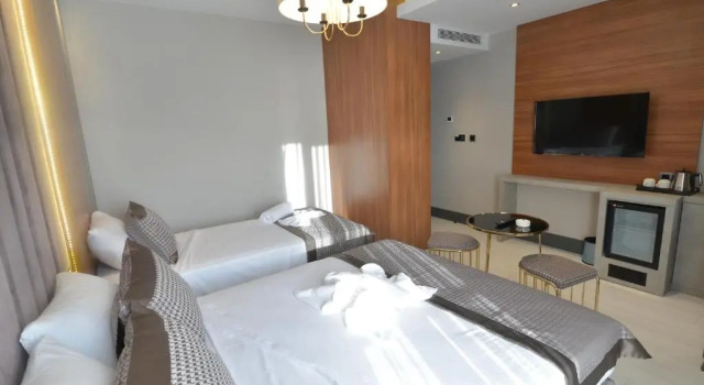 Santra Hotel