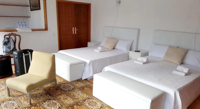 Apartment With one Bedroom in Guimarães, With Wonderful Mountain View,, Забронировать Апартаменты/квартира Отели Гимарайнш с бассейном, рядом с Salado Memorial, Бассейн