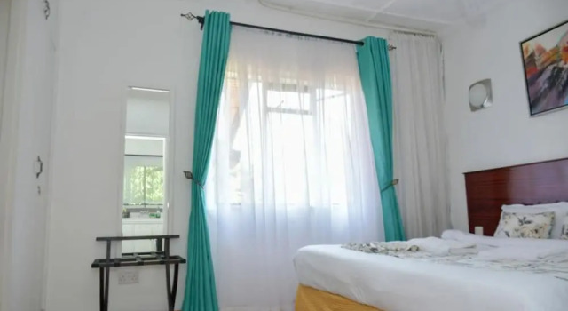 Grand Retreat by CHH, Book Apartment Hotels in Nairobi with a Pool, Swimming Pool