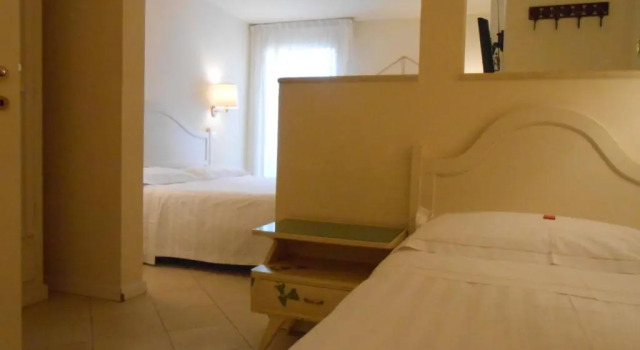 Трёхместный номер Standard Hotel Atlantic