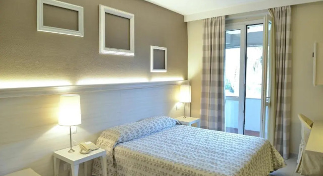 Полулюкс Hotel Degli Ulivi