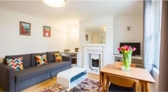 Elegant 1BDR w/private garden in vibrant Brighton, Забронировать Отель Отели Исторического графства Суссекса 3 звезды, 3*