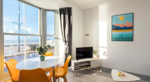 New central seafront apartment- stunning sea views, Забронировать Апартаменты/квартира Апартаменты Аберистуит, рядом с Traeth y De - South Beach, Апартаменты/квартира