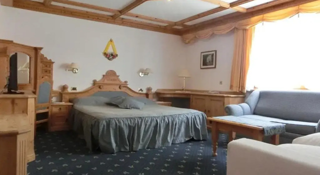 Номер Comfort Garni Criss
