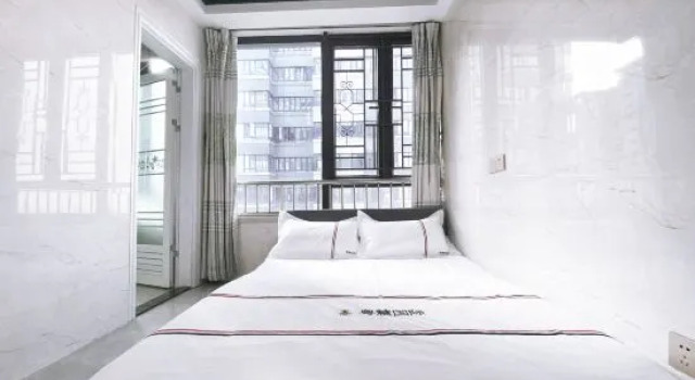 Люкс Deluxe Yuehui International Apartment