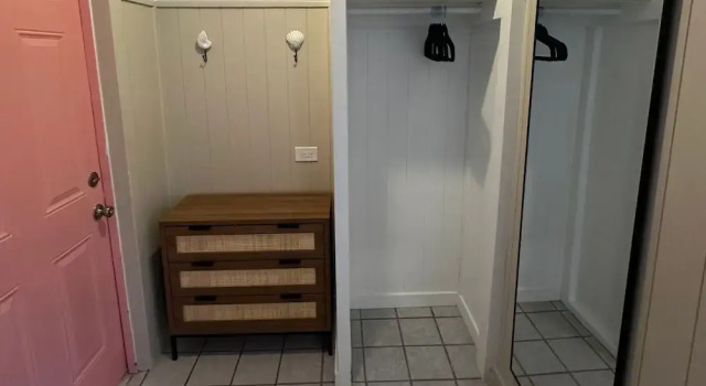 Arvilla Resort, Забронировать Отель Отели Треже-Айленд с парковкой, рядом с St. Petersburg Municipal Beach, Парковка