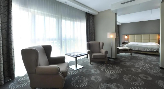 Люкс Business Van der Valk Theaterhotel Almelo