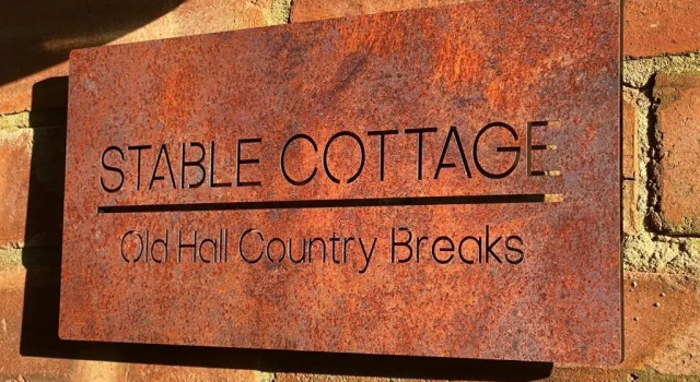 Коттедж c 1 комнатой Old Hall Country Breaks