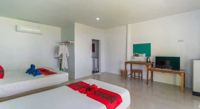 Коттедж Deluxe с балконом и рядом с пляжем Koh Yao Heaven Beach Resort