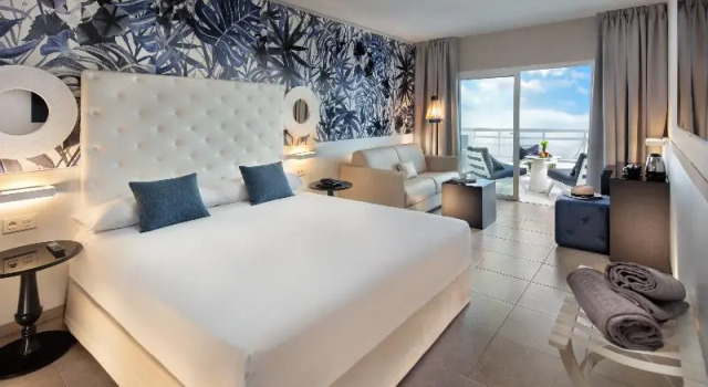 Standard Kahden hengen huone parvekkeella Hotel Princess Taurito - All Inclusive