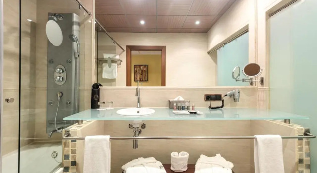 Номер Superior Hotel & Spa Monasterio de Boltaña