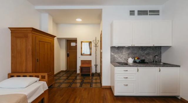 Апартаменты CATHEDRAL Old Town Suites