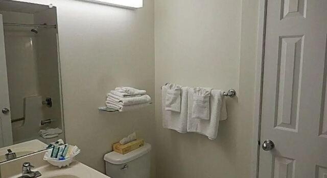 Номер Standard Biscayne Suites