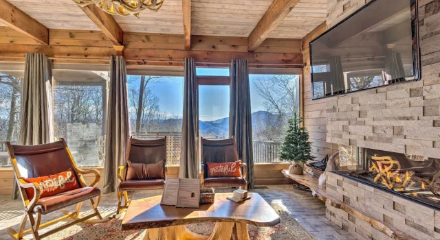 Коттедж Golf, Sauna, Creek: Spectacular Smoky Mtn-view Gem