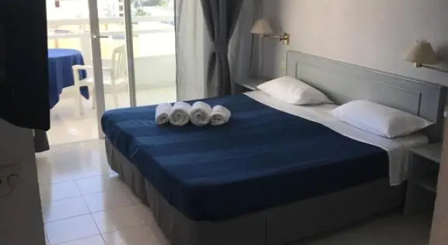 Bamboli Holidays, Prenota Appartamento Hotel a Tenerife con piscina, Piscina