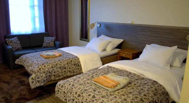 Kartanohotelli Saari, Book Hotel Hoteller i Reisjarvi med parkering, Parkering