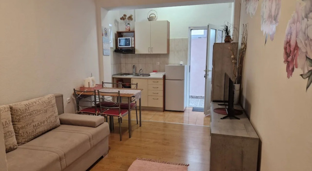 Апартаменты с балконом Apartments Dragan