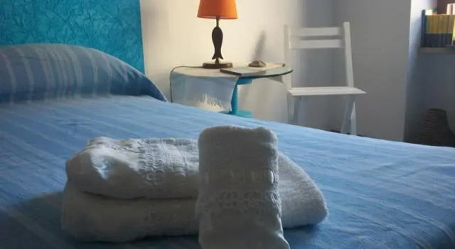 Giramondo Cagliari B&B, Забронировать Отель Кальяри Южная Сардиния, рядом с Национальный археологический музей