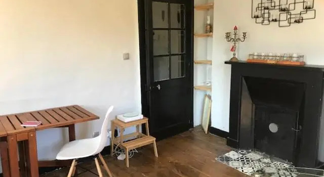 Appartement spacieux 1 chambre en CENTRE VILLE, Забронировать Апартаменты/квартира Отели Лиможа с парковкой, рядом с Церковь Сен-Мишель-де-Лион, Парковка