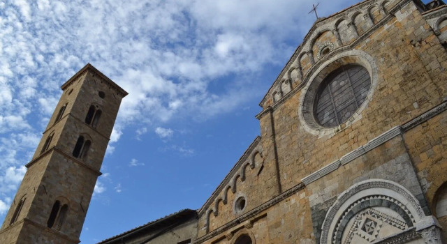 Apartment With 2 Bedrooms in Volterra, With Wonderful Mountain View, P
