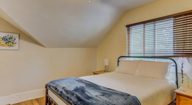 3BR Hot-tub & Dog-friendly Old Colorado City!!, Забронировать Дом для отпуска Колорадо-Спрингс Колорадо