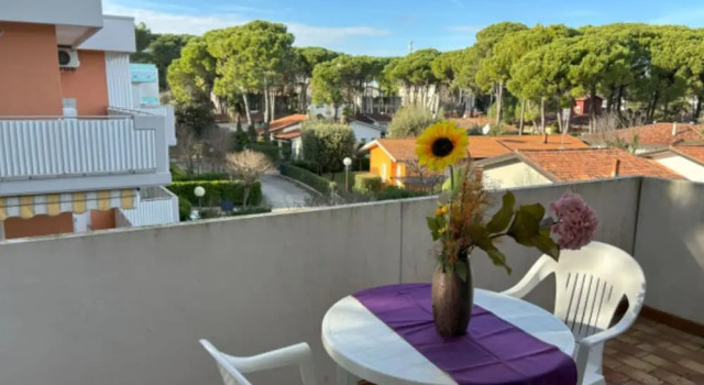 Functional Apartment With Balcony-beahost, Prenota Appartamento Hotel a Veneto con piscina, Piscina