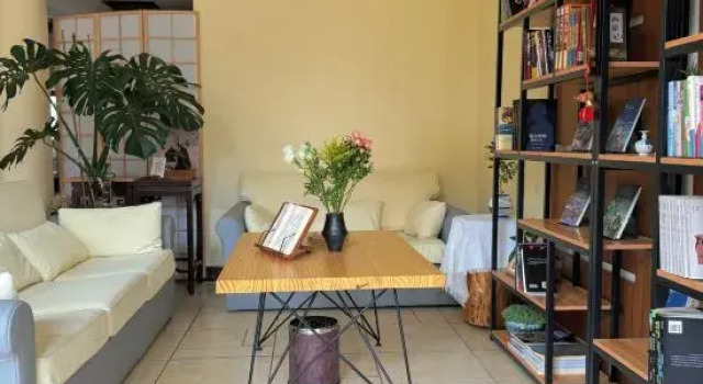 Qingke Yimeng Homestay, Prenota Hotel Hotel a Lijiang con parcheggio, Parcheggio