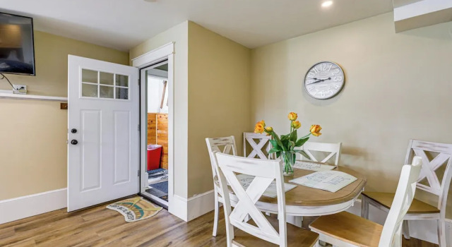 Beachfront Bliss on Newfound Lake! Bristol Condo, Buchen Sie Ferienwohnung Bridgewater USA
