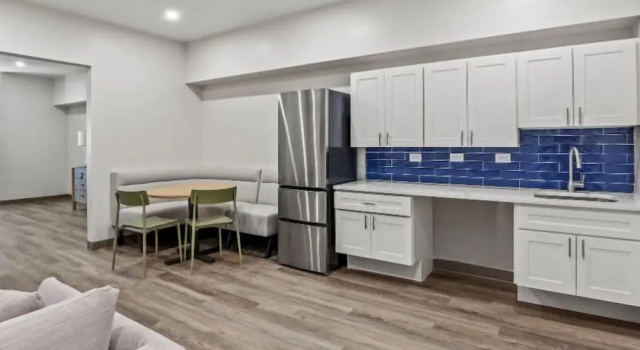 Двухместный люкс Standard Seaport Suites