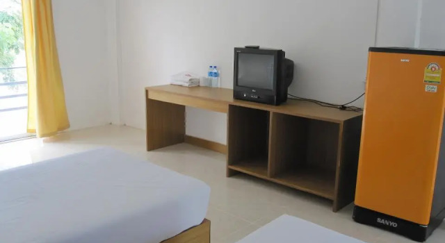 Двухместный номер Standard с балконом Baansakulpetch Hotel