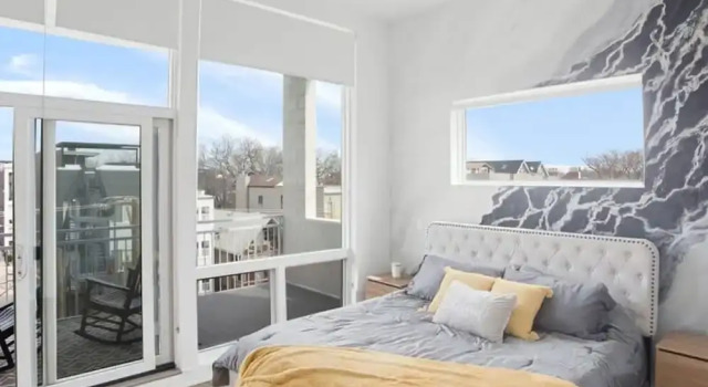 Апартаменты 4-bedroom Penthouse w 2 Large Balconies Rooftop