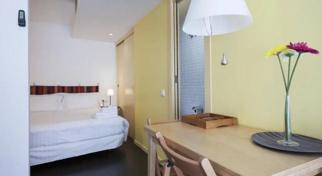 С террасой  студия Inside Barcelona Apartments Esparteria