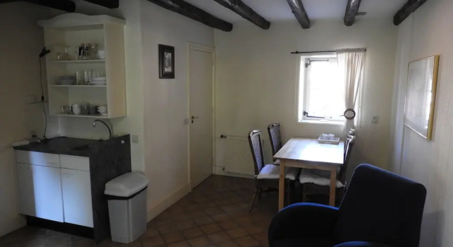 Коттедж Kasteel Schaloen - vakantiewoningen & hotel
