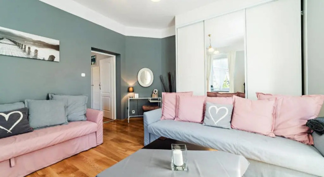 Apartamenty EverySky - Kolejowa 4, Забронировать Апартаменты/квартира Карпач 