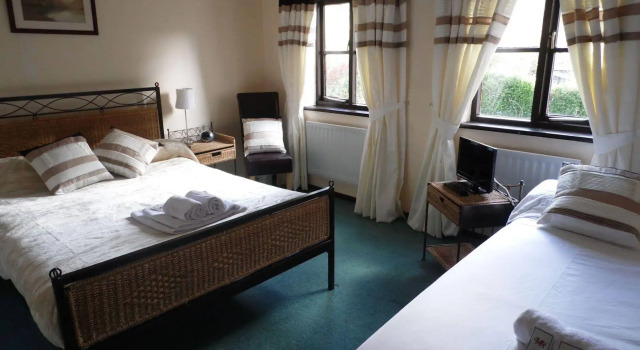 Dolbrodmaeth Riverside B&B