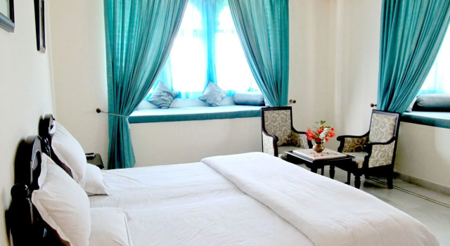 Akshay Niwas Boutique Hotel By Amantra, Забронировать Бутик-отель Отели штата Раджастхана с завтраком, Завтраки