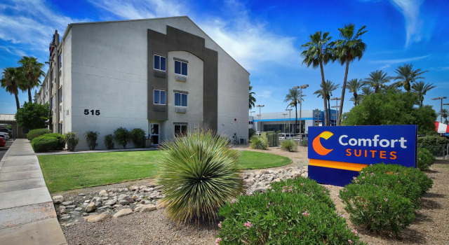 Люкс Comfort Suites at Tucson Mall