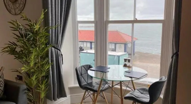 Belmont Apartment 2