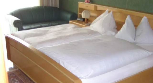 Zur guten Quelle, Prenota Hotel Selters Westerwald