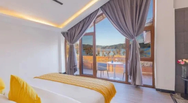 Люкс Lugu Lake Nachao·Fuchen Boutique Homestay