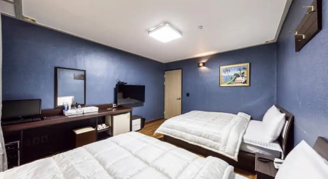 Habitación cuádruple Económica CF Motel