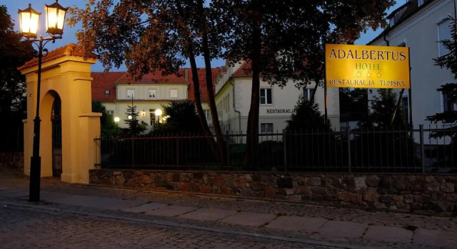 Hotel Adalbertus, Book Hotel Gniezno Storpolen