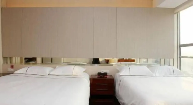Номер Deluxe Nanjing YuTimes Hotel