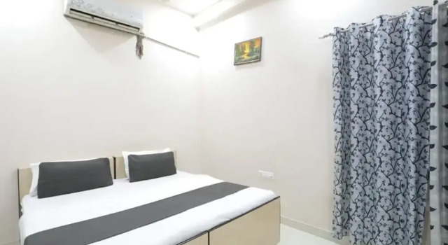 Двухместный номер Deluxe с видом на город Goroomgo Dev S Villa Jaipur