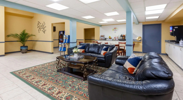 Super 8 by Wyndham Newcomerstown, Reserva ahora Posada u hostería Newcomerstown Ohio