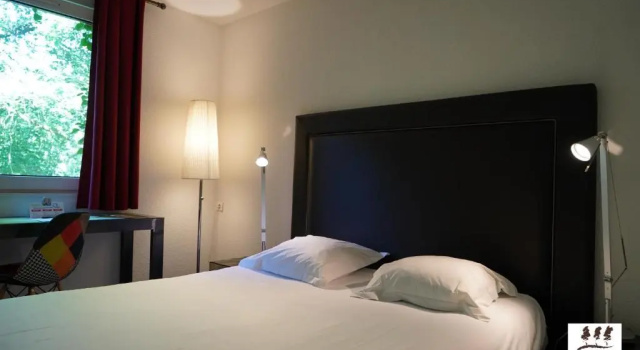 Двухместный номер Standard Logis Hôtel Orion